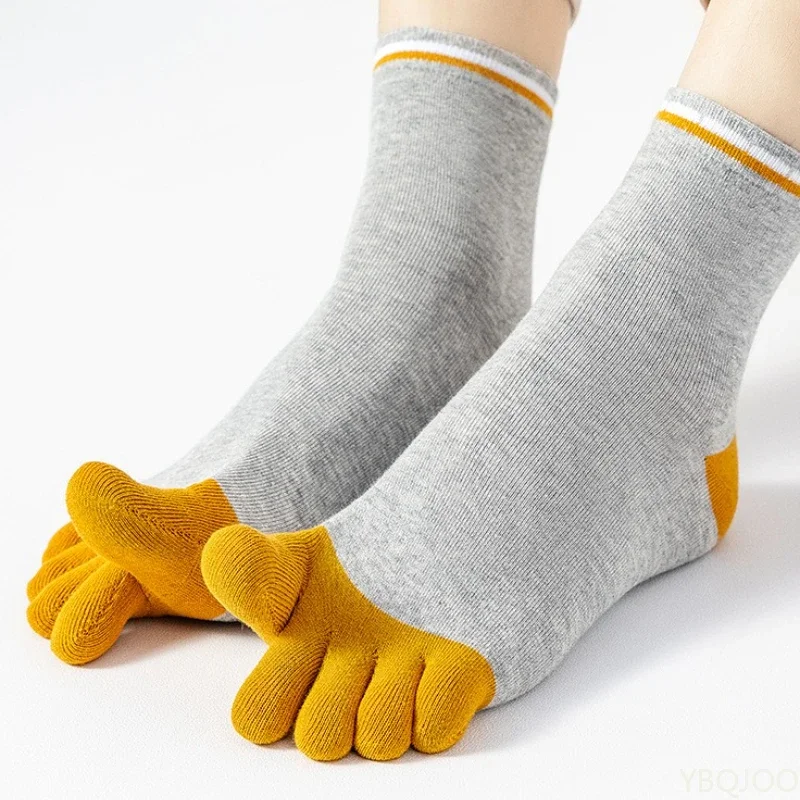5 par modnych męskich skarpete – Toe Sock Split recenzja i cena