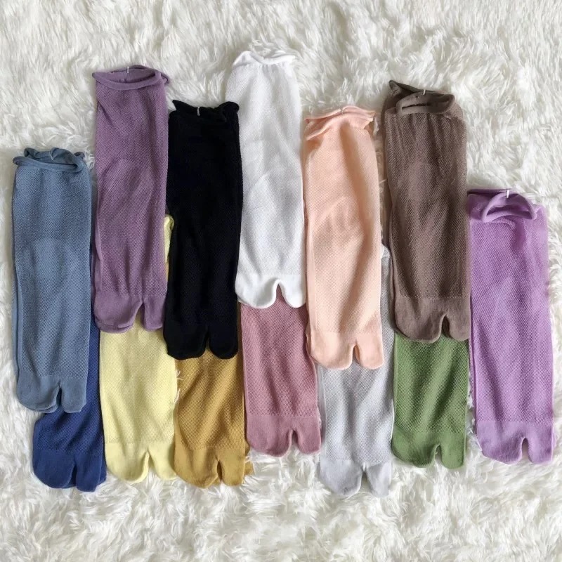 Białe skarpetki z rozdzielonym – Toe Sock Split recenzja i cena