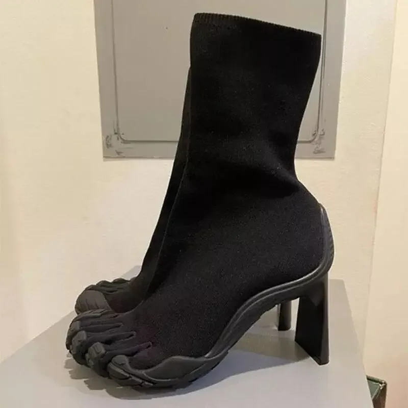 Botki damskie z odkrytymi palc – Toe Sock Split recenzja i cena